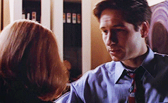 danascullys:Mulder and Scully + season one lack of personal space.