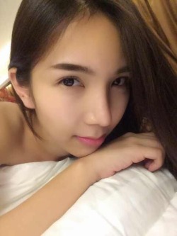 greatwong:  Cute girl