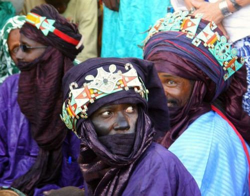 beidak - Tuareg people again, bc they’re my baes, I love them all.