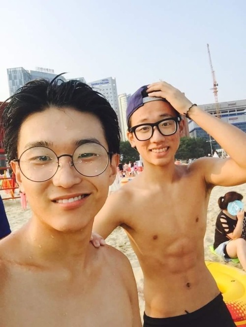 hungrgayboy: ssex99gay1: sioswoqika: 창원 18 게이 @allie-korean-gay #gay #korean . 와 모두다 먹어버리고싶다ㅋㅋㅋㅋㅋ