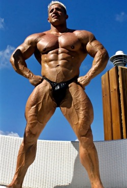 Worldbodybuilders:edward Duque.