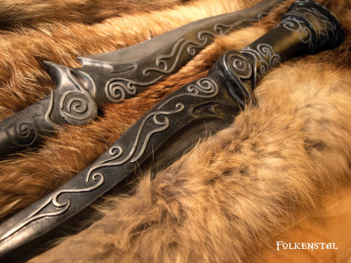 otlgaming: Skyrim Replica Weapons &amp; Armor - Created by Folkenstal These amazing replicas fro