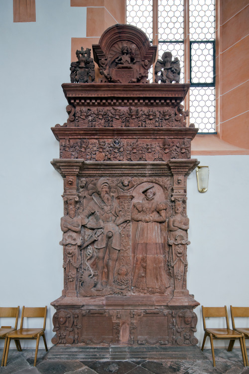 Tomb epitaph of Anton von Ysenburg and Elisabeth von Wied 1563, Büdingen, Hesse