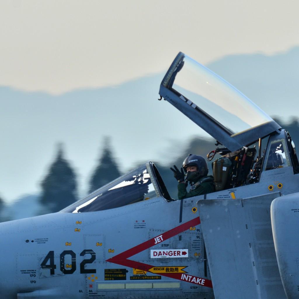 rocketumbl:  JASDF F-4