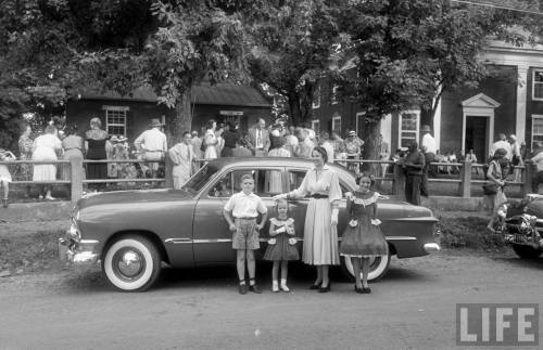 Washington, West Virginia(Thomas McAvoy. 1950)
