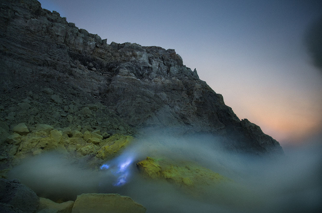 landscape-photo-graphy:  Indonesian Volcano With Beautiful Blue Rivers of Molten