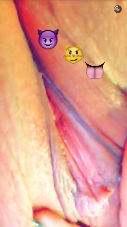 girlsgonesnapchat:  One badass bitch 😻