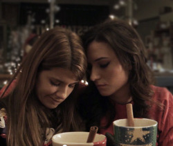 mygayisshowing:  CUTE CHRISTMAS HOLLSTEIN