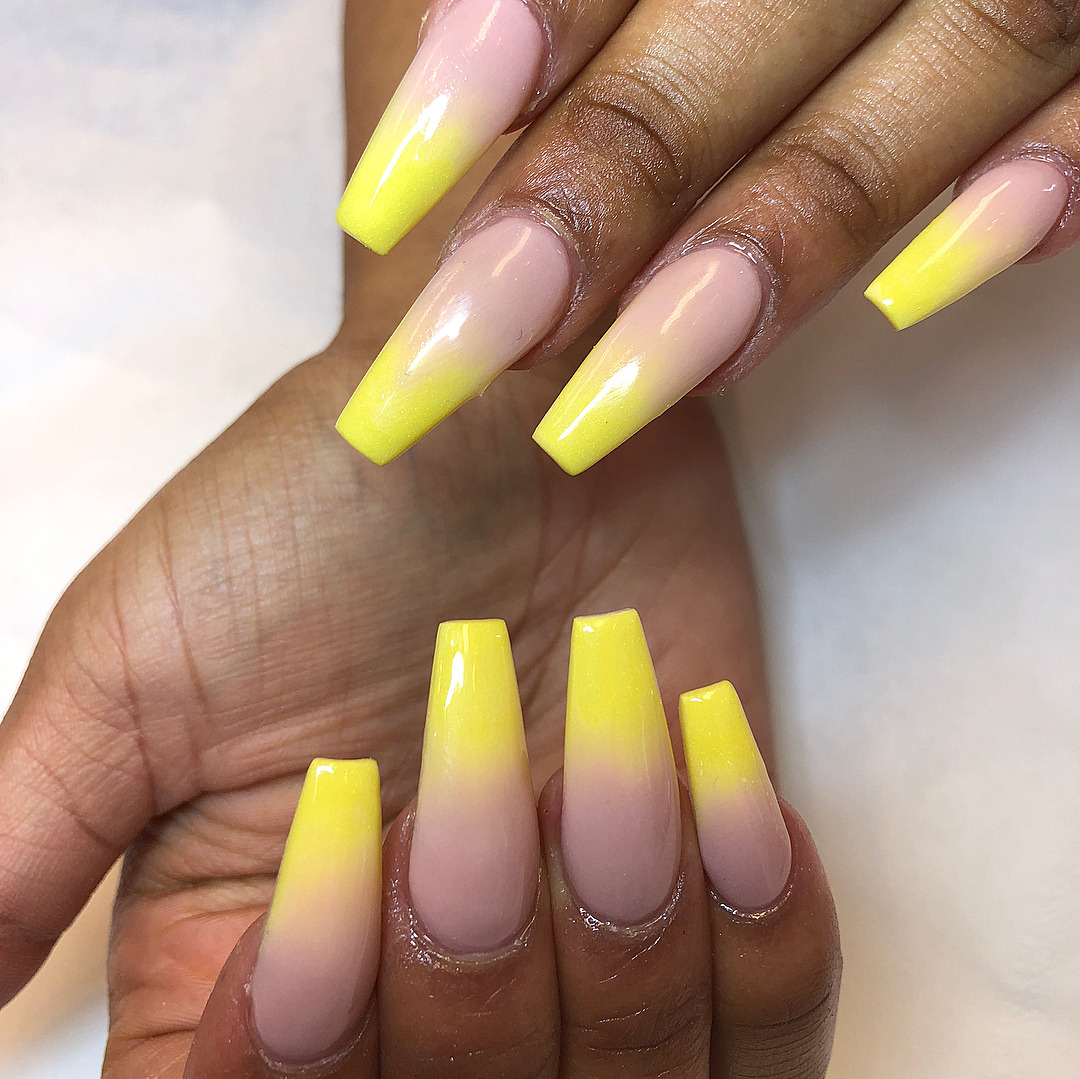 SHEA'D BEAUTY — Yellow x nude acrylic ombré For the babe @6kenza...