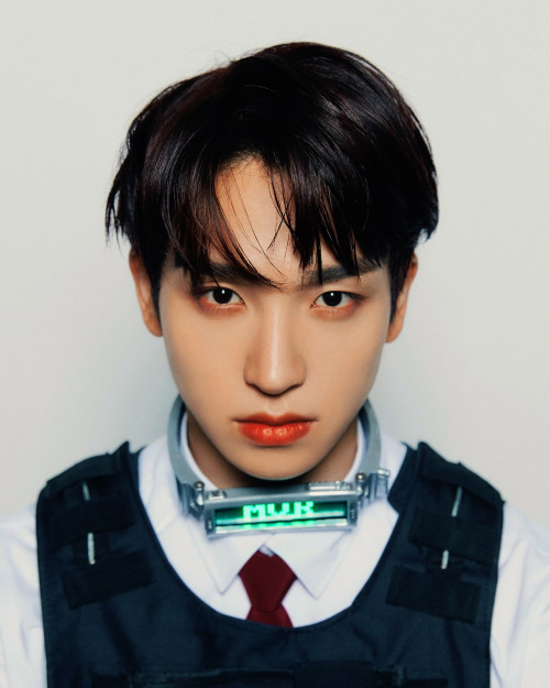 k-sunwoo:THE BOYZ 3RD SINGLE ALBUM [MAVERICK] DOOM VER. POSTER