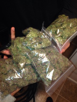 thatsgoodweed:  Purp & Kush Submitted