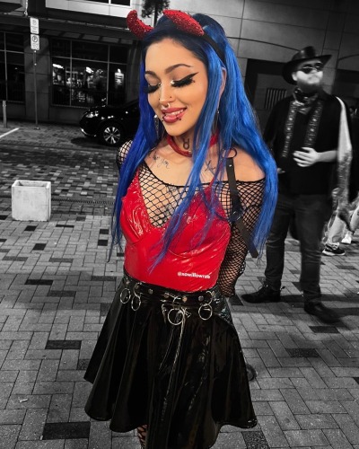 notwillowrae:Happy Halloween ya’llCan’t wait to take pics tonight 🥰I went out on Saturday which was a blast. Now I get to dress sexy tonight 😋