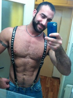 haus-o-ass:  WOOF  Nipples and suspenders