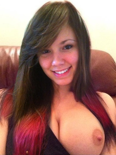 fuck-localhoties415:  Find Girls From Your Area And Bang Them   Awesome nipple!!
