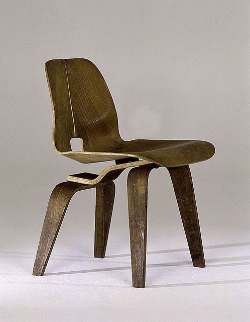 seatsnbeats:Charles and Ray Eames :: Lounge Chair Prototype