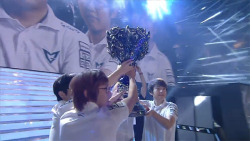 leaguecraft:  League of Legends 2014 World Champions - Samsung White