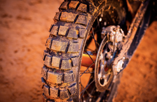 upshiftonline:  The Bridgestone Tires Battlax AdventureCross AX41 were right at home on the 790 Adventure R in Utah’s backcountry. Utah trip featured in issue 40.📸 Simon CudbyAX41: http://bit.ly/BAax41