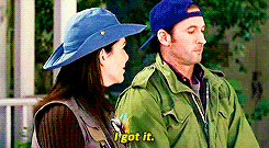 lukesdane:Don’t you understand that Luke is so into you? Okay, stop. He has had to watch you go from