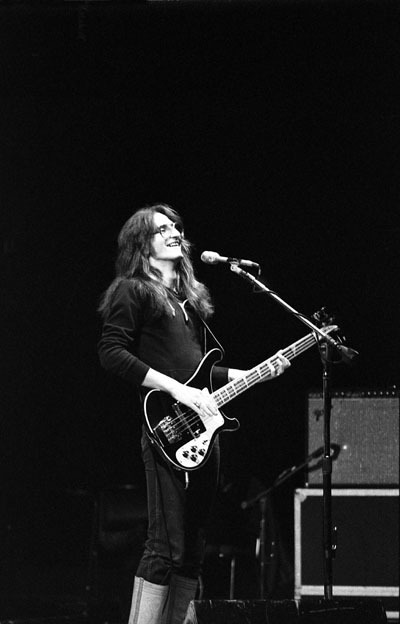 adudecalledjoe:  music-ofthe-spheres:  Washington D.C. April 17, 1977  Masters of