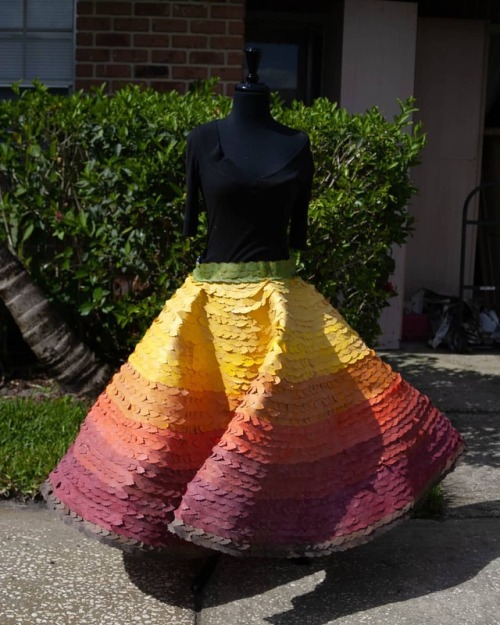 The leaf skirt in all its glory. There’s a write-up on this on my ko-fi under “posts&rdq
