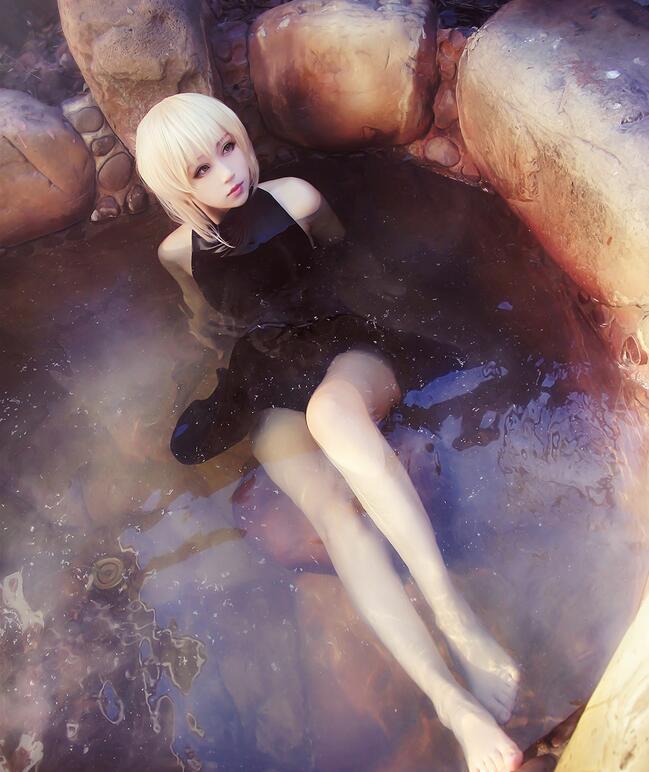 boomjoy:  Fate Stay Night Saber CosplaySource: Fate Stay NightCharacter: SaberCostume