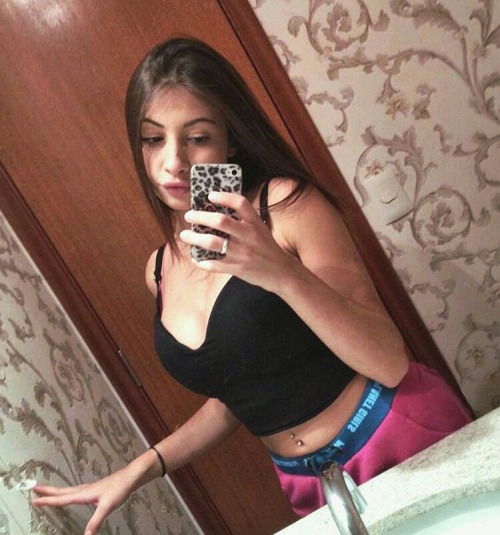 http://streetgrl.tumblr.com/post/154896682007
