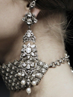 lamorbidezza:  Alexander McQueen Fall 2008