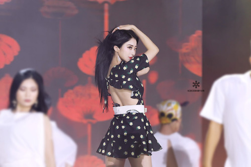 GYEONG REE18.07.24 | The Show - Blue Moon perform© ICEICEBABY‏ // do not edit