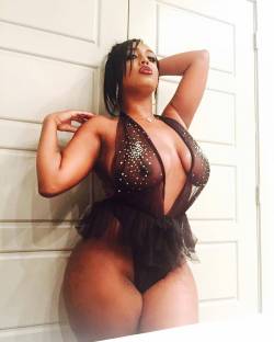 thickerbeauties:  SEXY!!! @reallaytonbenton