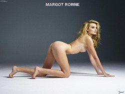 celebnudefkesgallery4:  Margot likes to crawl