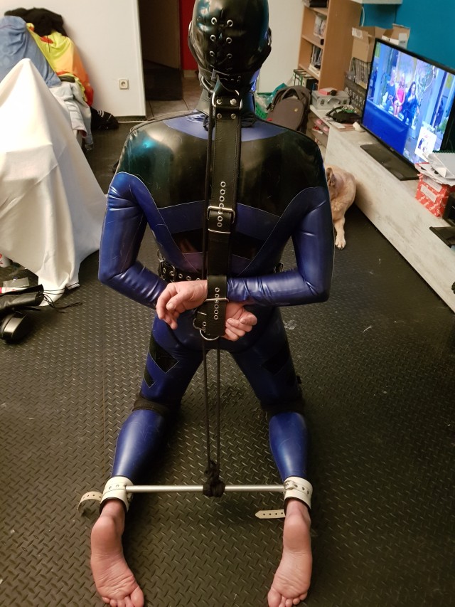 rubbergay32: