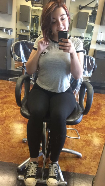 moonn-chiild: Slim thick witchyo cute ass