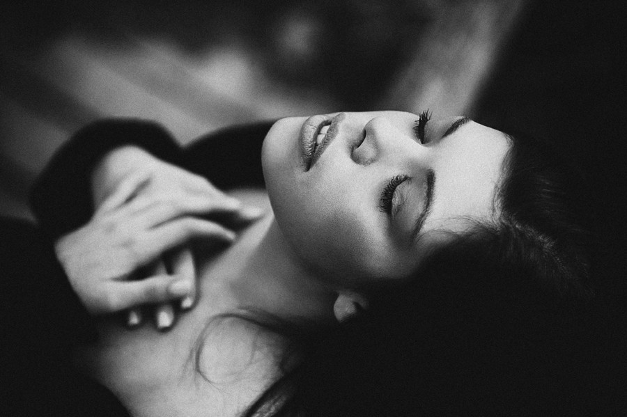 lovesaidtome:  au-dela-du—noir:  In fondo al cuore by Paolo Scarano  
