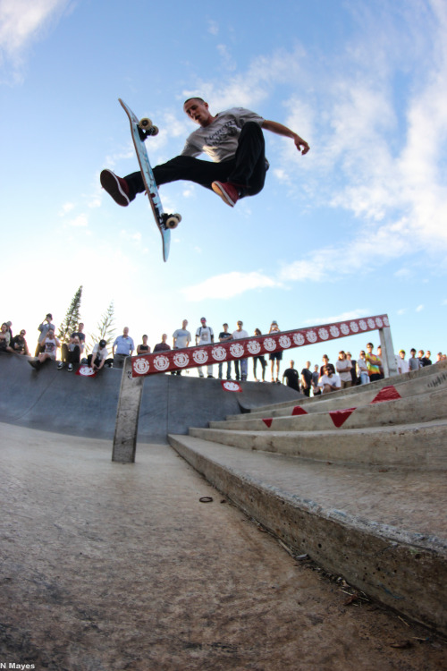 betterskatethannever:  noahmayesphotography:  Brandon Westgate Tre  some people make skatepark street worth posting 🔥
