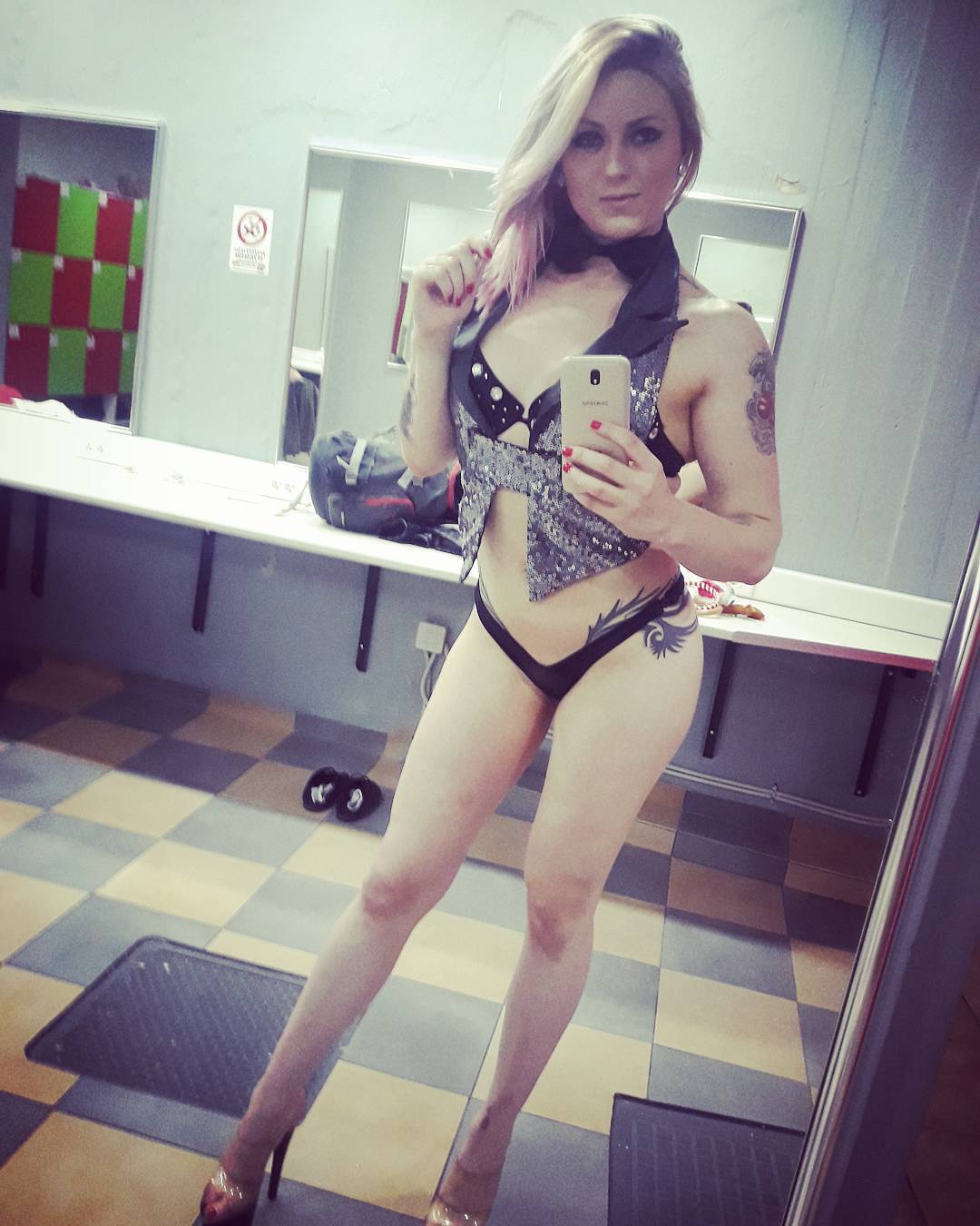 stripper-locker-room:  https://www.instagram.com/iamsunny_wild/