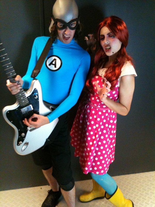 skillsawz:  Ian Fowles and Janet Paraiso on the set of The Aquabats! Super Show!
