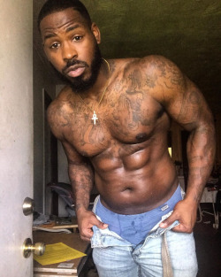 damion5666:missnlinc:Sexy Sunday&rsquo;s 💫