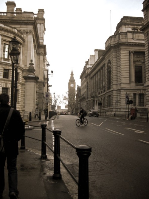 youcan-callmesir:  thesexpartners:  mbphotograph:  My personal favorite collection of London photos that I have taken over the years and that have already been posted to my blog. Much, much, more new London to come in the very near future =)  Follow