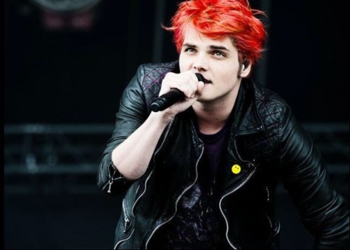 -somethingblue-:  Gerard with red hair   porn pictures