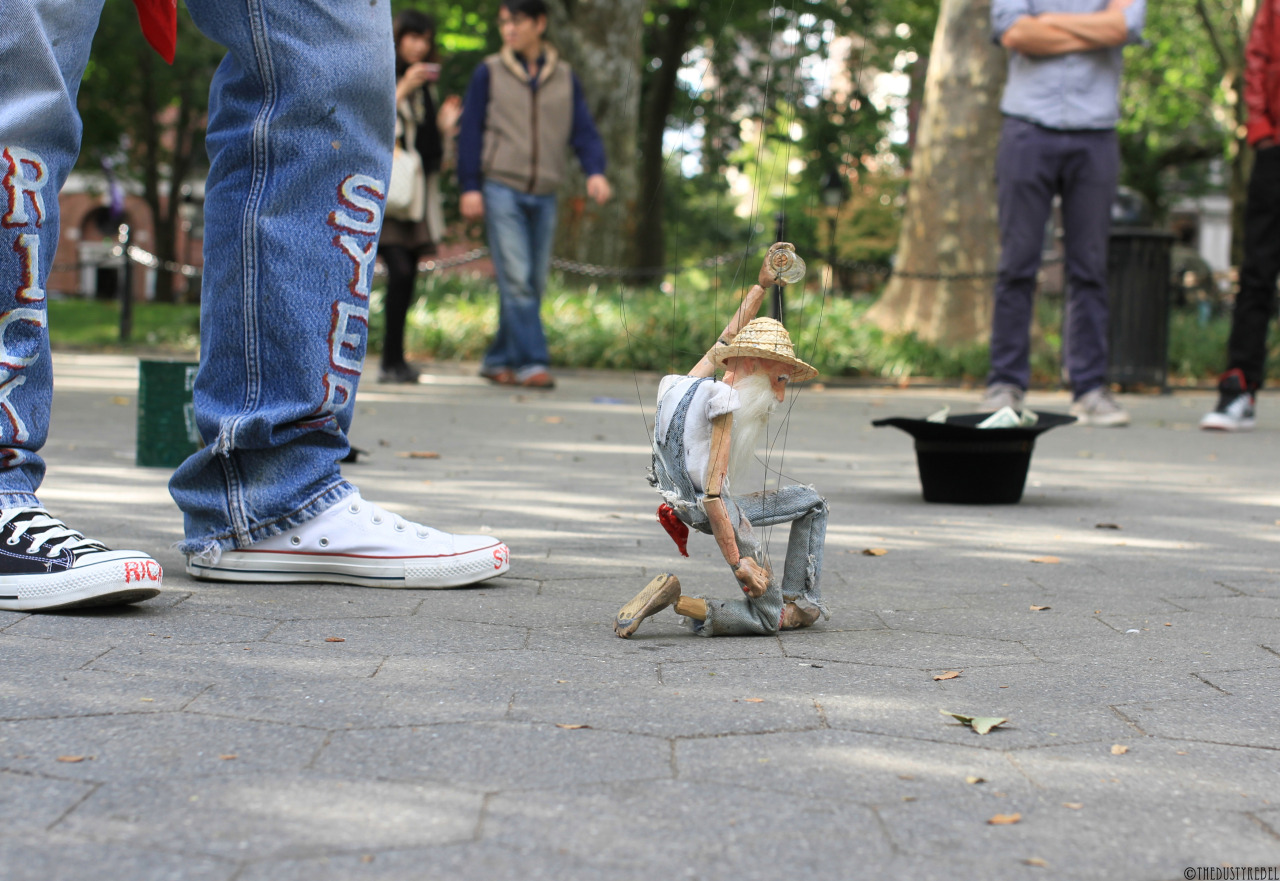 Ricky Syers & Stix Marionette artist Ricky Syers and Stix entertains a crowd in Washington Square Park.
More photos from the Random Strangers Series.