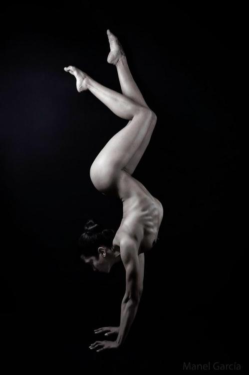 coffeenuts:Balance by Manel García - http://ift.tt/1CqfnGW  