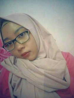 gagahberani:  malayboyjohor:  sedapmalam23:  Hijab sekadar fesyen #2  😅  Ratah2