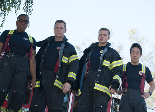 9-1-1:  “Under Pressure” episodic photos