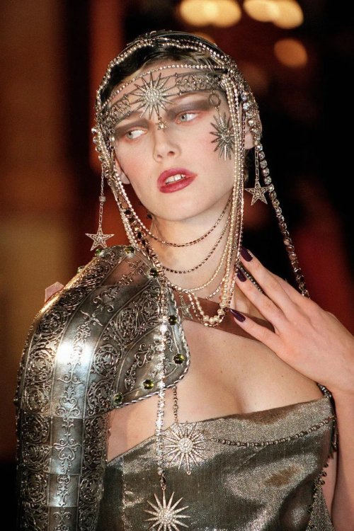 leforetenchante:Christian Dior Haute Couture Spring Summer 1998 by John Galliano