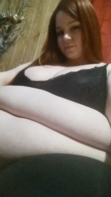 rock-a-belly: morticiarosebbw:   http://www.amazon.com/registry/wishlist/806YIHWR7IP3  Spoil your blubbery princess 🐳🐋 You will receive lots of love if you do :3   ♥️♥️♥️♥️ 