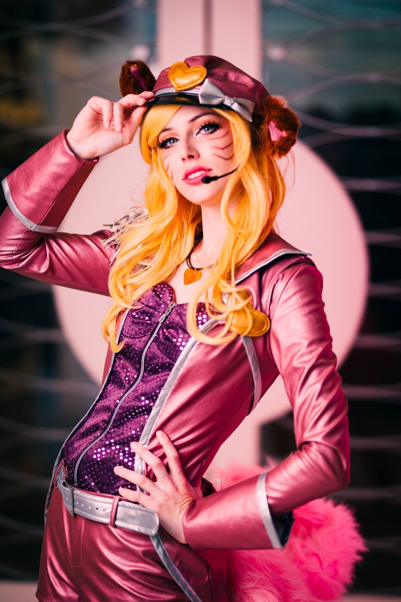 hello-starbuxx:  Popstar Ahri ph: Kevinertia https://linktr.ee/starbuxx 