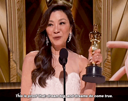 gyudons:michelle yeoh becomes the first asian and only the second woman of colour to win best actress at the oscars