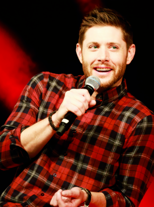 Jensen Ackles | JIBCon 2015 [credits: elsiecat]