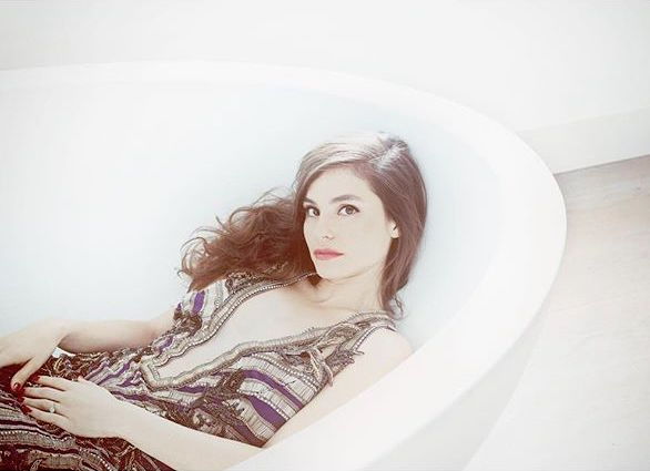fabulouscharlotteriley:  Charlotte Riley | ph. Sarah Dunn