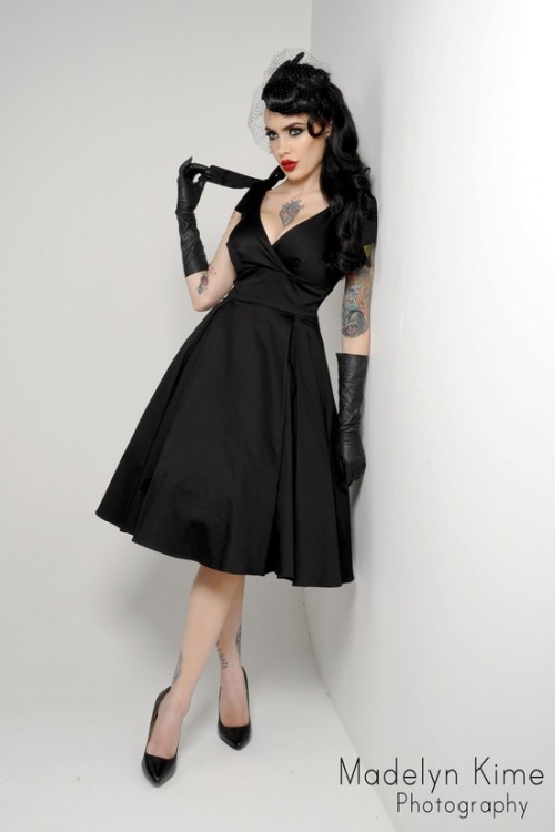 alternative-pinup:  Alternative Pinup girl
